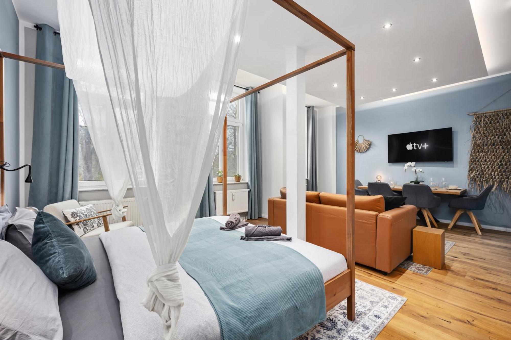 Edler Wohnraum Luxurioeses Stadtstudio Mit Balkon, Kaffeevollautomat & Klima ツウィッカウ エクステリア 写真