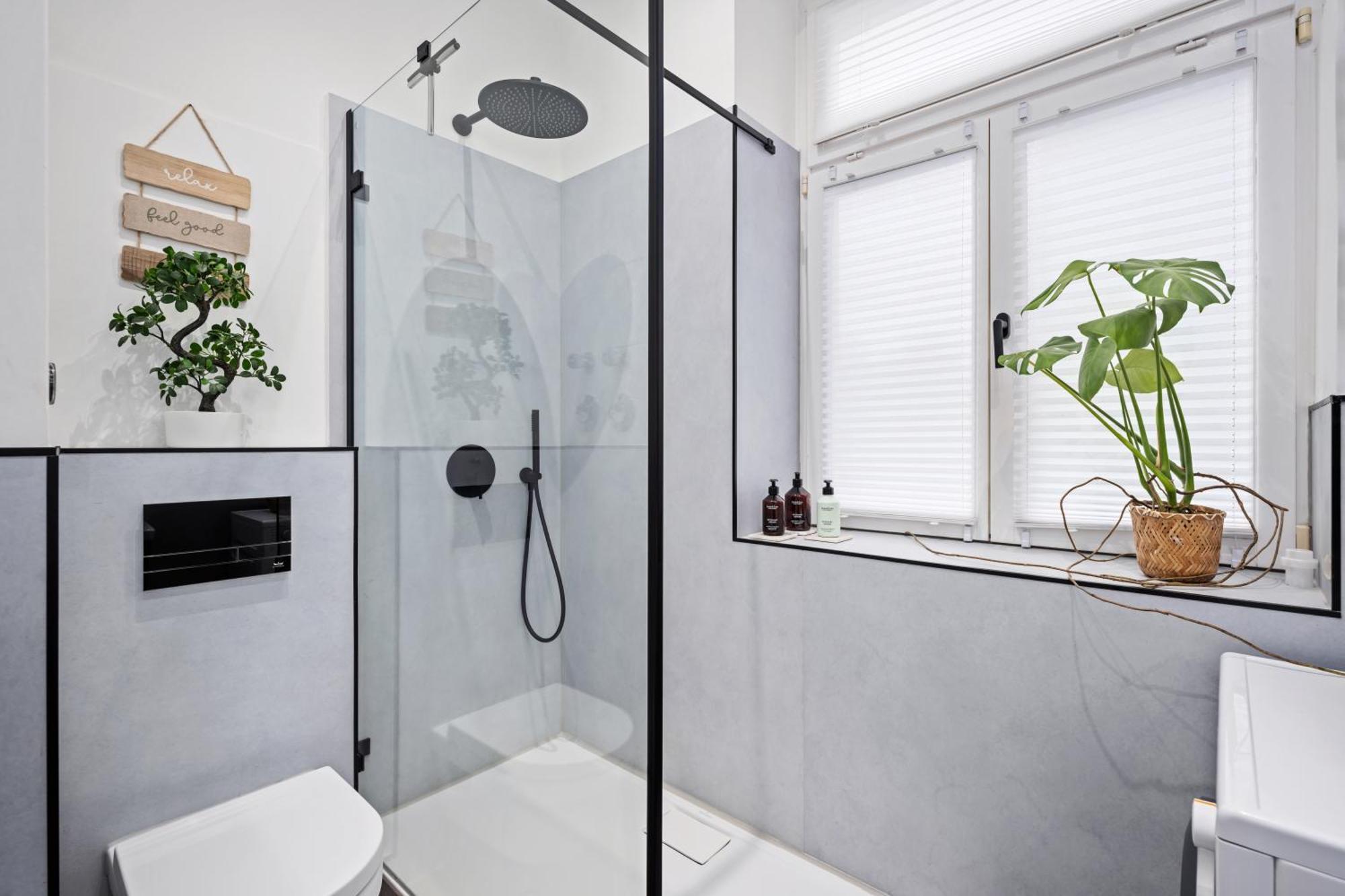Edler Wohnraum Luxurioeses Stadtstudio Mit Balkon, Kaffeevollautomat & Klima ツウィッカウ エクステリア 写真